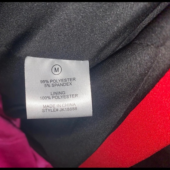 #25 Red Fashion Nova Blazer - Picture 4 of 4